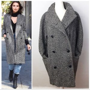 Vintage Oversized / Chunky Herringbone Tweed Coat